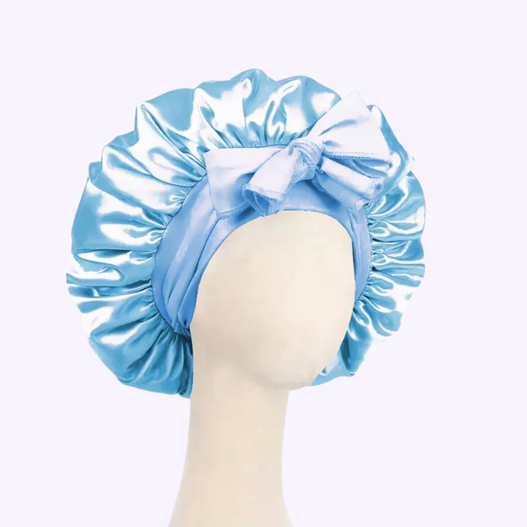 Bonnet en satin ajustable