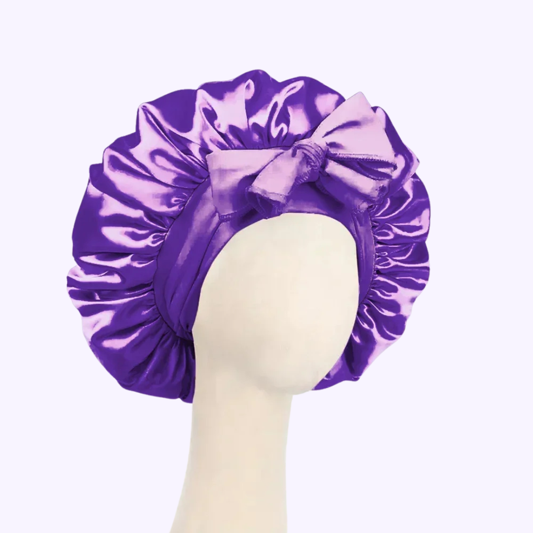 Bonnet en satin ajustable