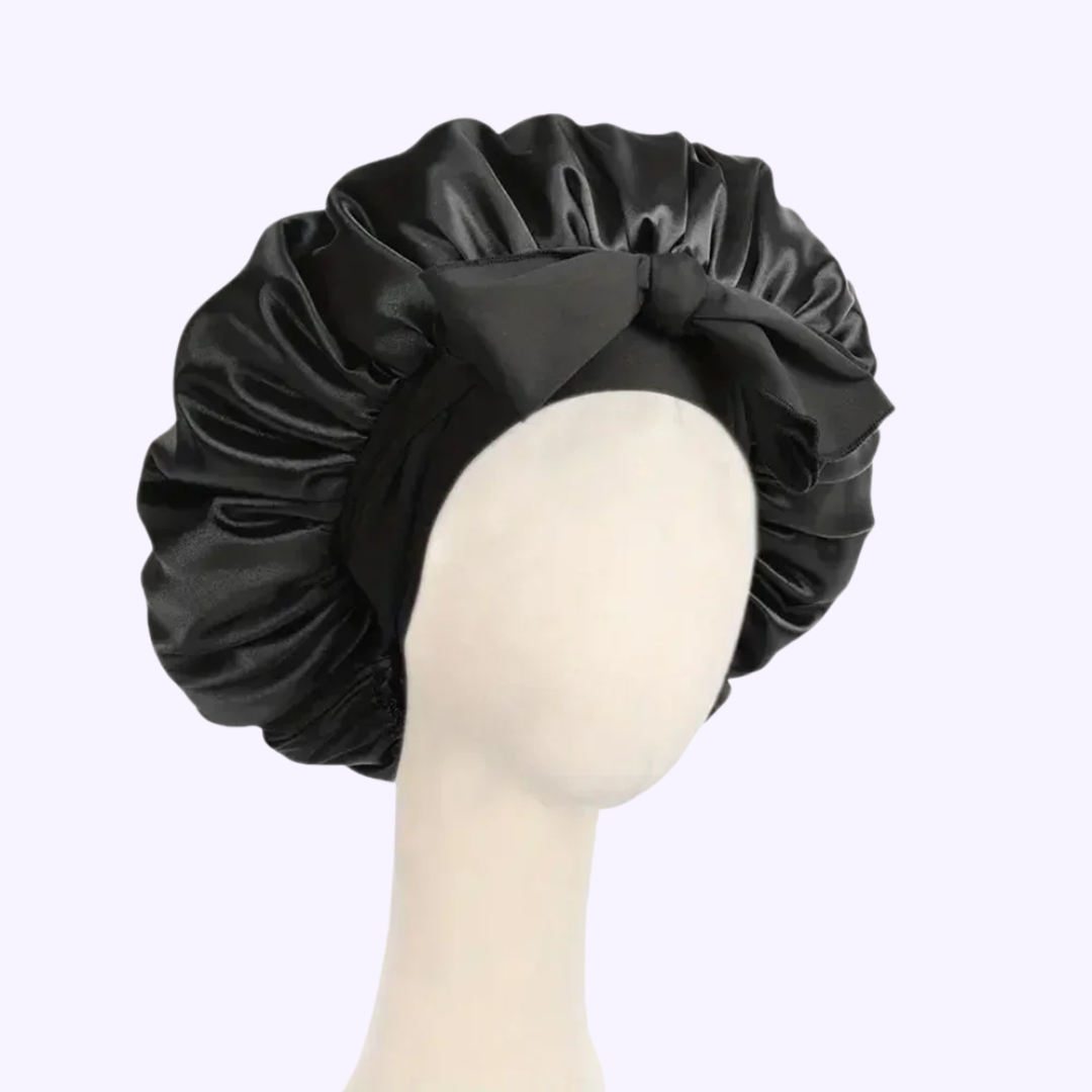 Bonnet en satin ajustable
